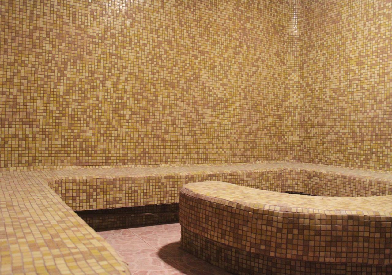 Hotel Princi i Arberit Pristina Esterno foto