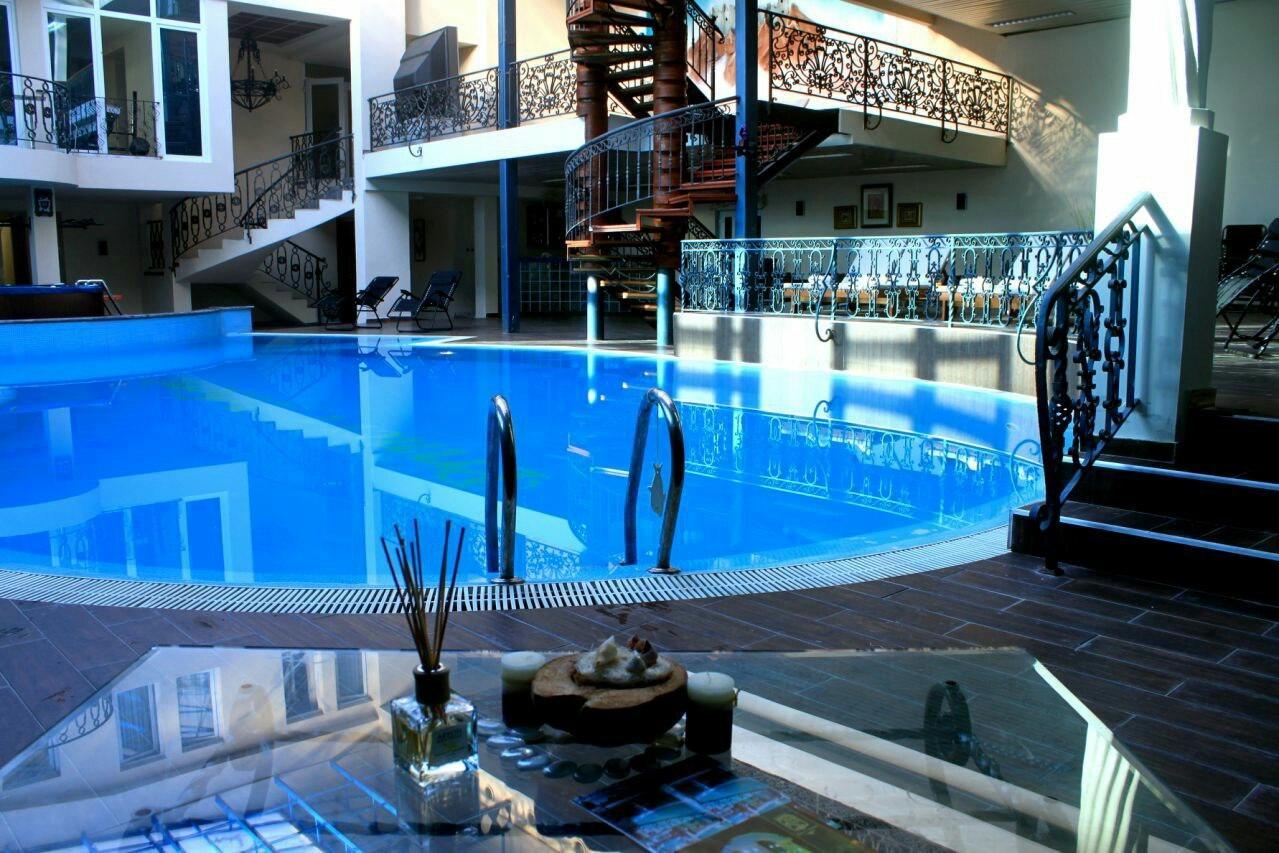 Hotel Princi i Arberit Pristina Esterno foto